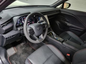 Lexus LBX