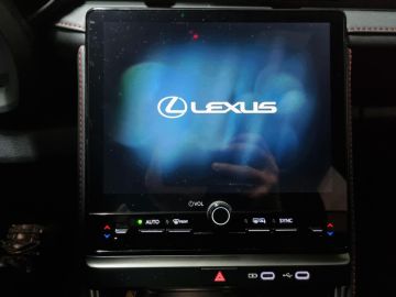 Lexus LBX