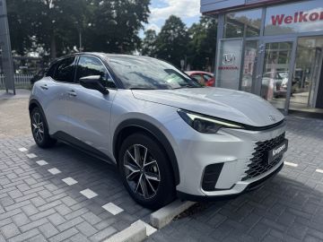 Lexus LBX