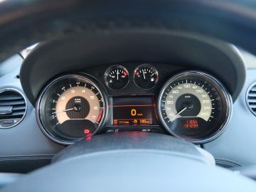 Peugeot RCZ