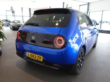Honda E