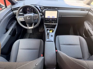 Lexus LBX