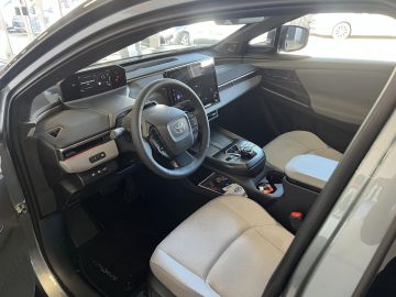 Toyota C-HR+