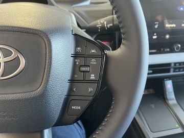 Toyota C-HR+