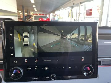 Toyota C-HR+