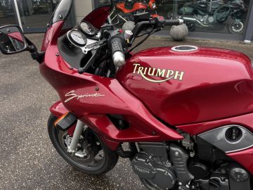 Triumph Tour Sprint 900