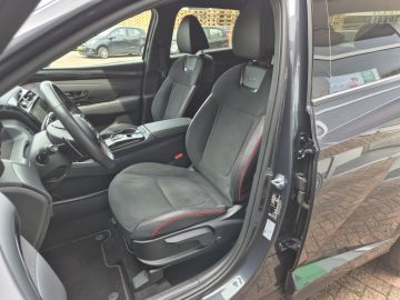 Hyundai Tucson Hybrid