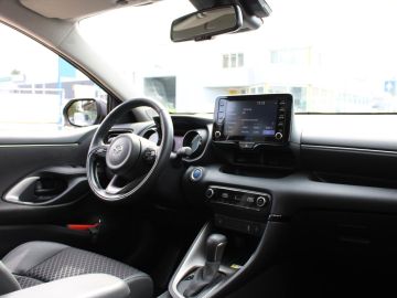 Mazda 2 Hybrid