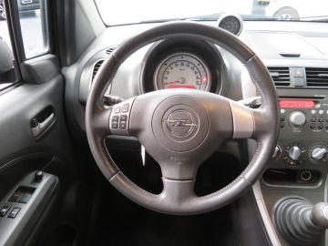 Opel Agila
