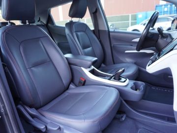 Opel Ampera-e
