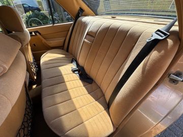Mercedes-Benz 190