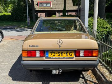 Mercedes-Benz 190