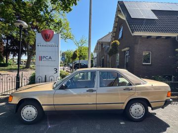 Mercedes-Benz 190