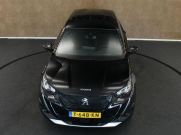 Peugeot E-2008