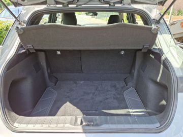 Lexus LBX