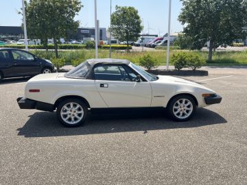 Triumph TR7