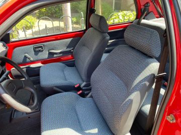 Peugeot 106