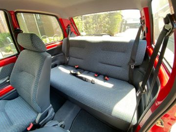Peugeot 106