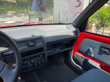 Peugeot 106