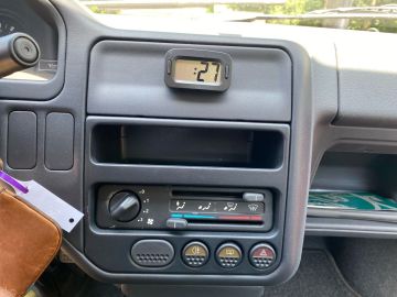 Peugeot 106