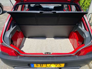 Peugeot 106