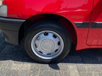 Peugeot 106