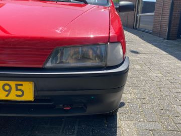 Peugeot 106