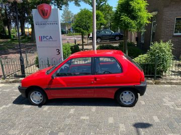 Peugeot 106
