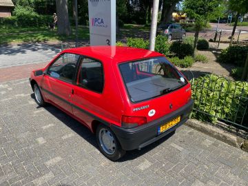 Peugeot 106