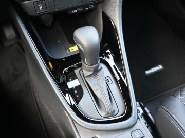 Mazda 2 Hybrid