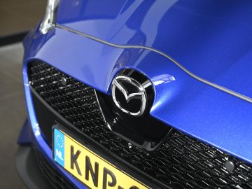 Mazda 2 Hybrid