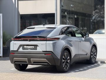 Toyota C-HR+