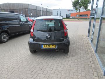 Opel Agila