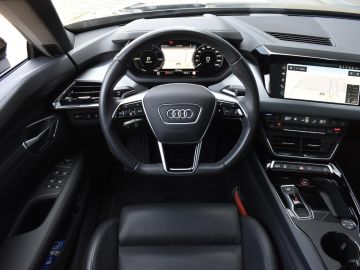 Audi E-tron GT