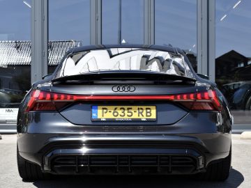 Audi E-tron GT