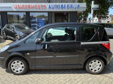 Peugeot 1007