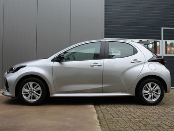 Mazda 2 Hybrid