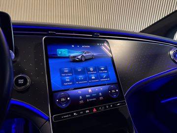Mercedes-Benz EQS