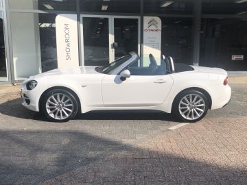 Fiat 124 Spider