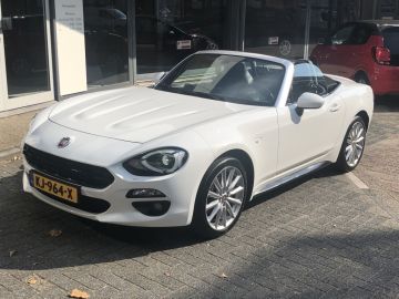 Fiat 124 Spider