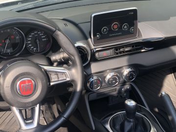 Fiat 124 Spider