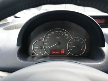 Peugeot 1007