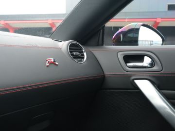 Peugeot RCZ