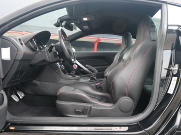 Peugeot RCZ