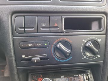 Peugeot 406
