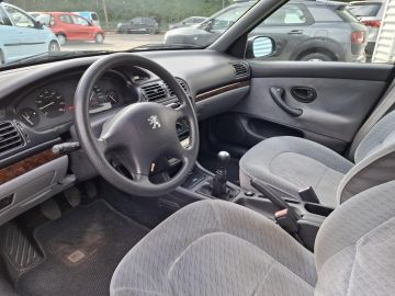 Peugeot 406