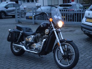 Honda VT 700C Shadow