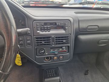 Peugeot 106