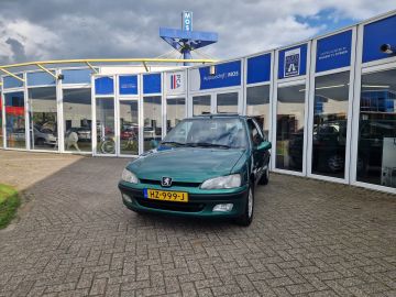 Peugeot 106