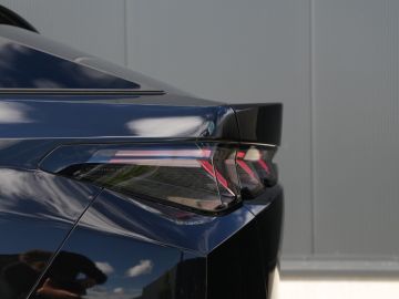 Peugeot E-3008